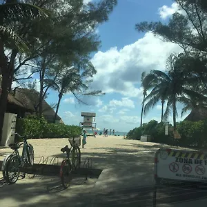 https://pueblito-escondido-luxury-condohotel.allrivieramayahotels.com
