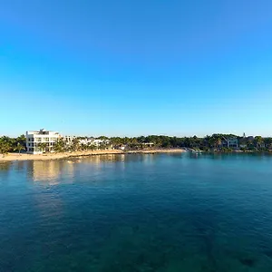 https://paamul-hotel.quintano-roohotels.com